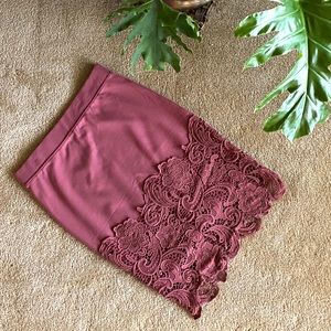 NWOT Mauve Pencil Skirt